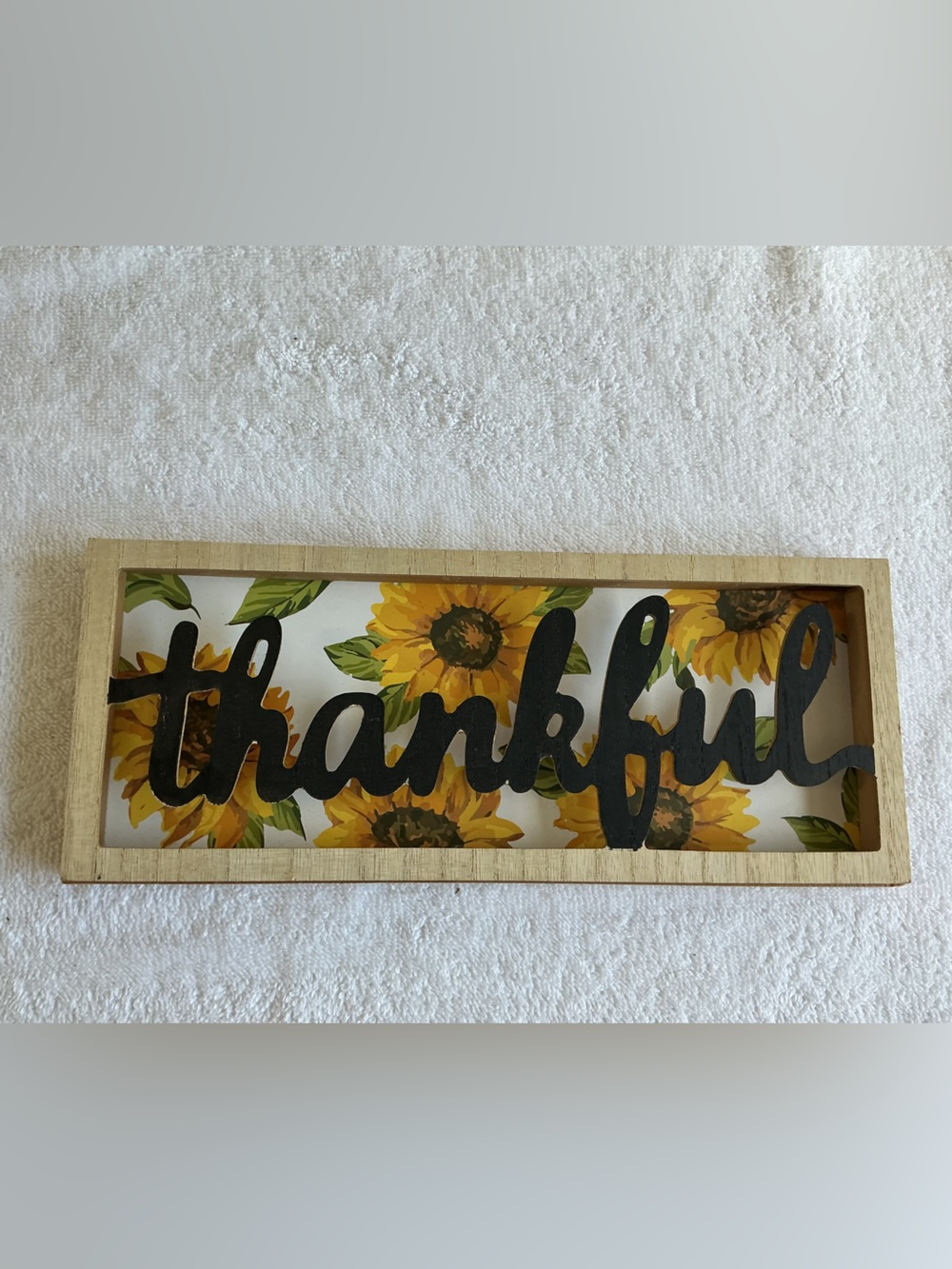 'Thankful' Sunflower Wall Art Sign - Black and Yellow - Picture 2 of 5